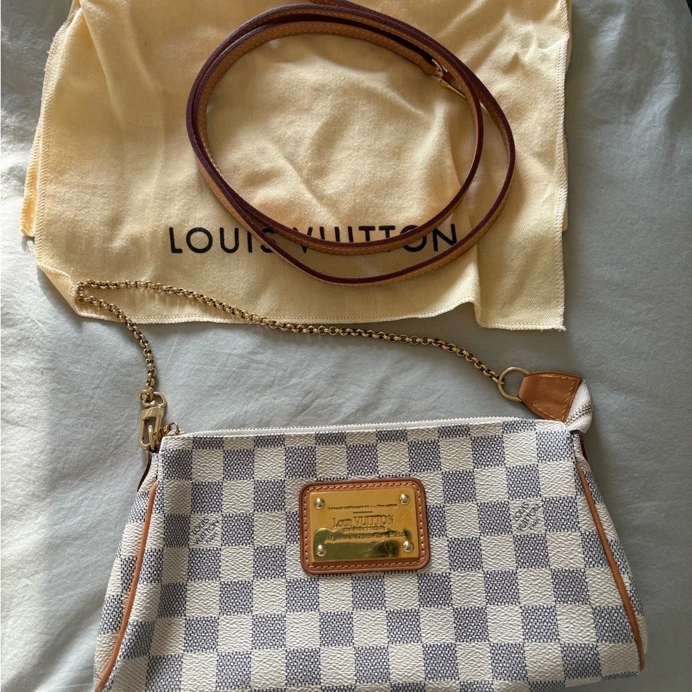 Louis Vuitton Damier Eva Clutch - Picture 1 of 6
